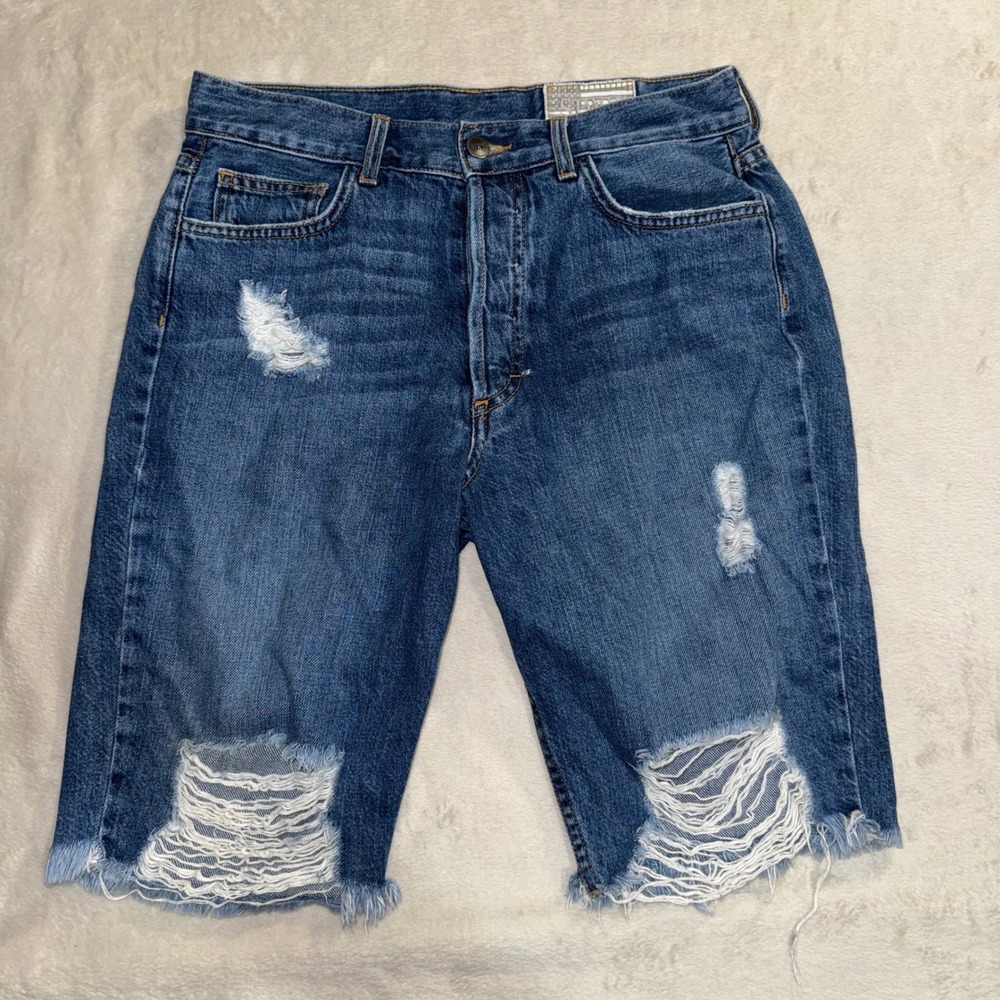 Siwy Luna Doses and Mimosas Distressed Denim Bermuda Shorts Size 27 W737AMB1
